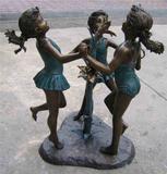 "Fun in the Sun" Dancing Girls Statue